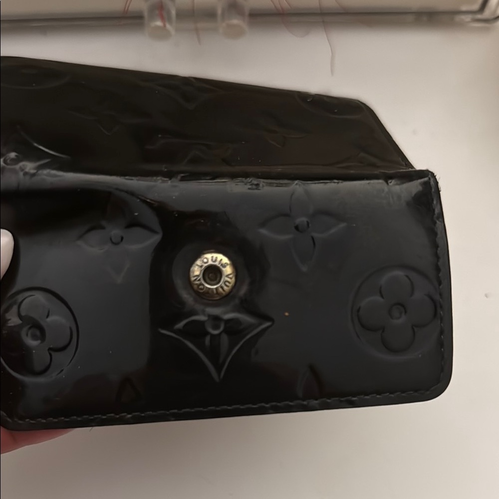Louis Vuitton Black Key Holder - Picture 6 of 6